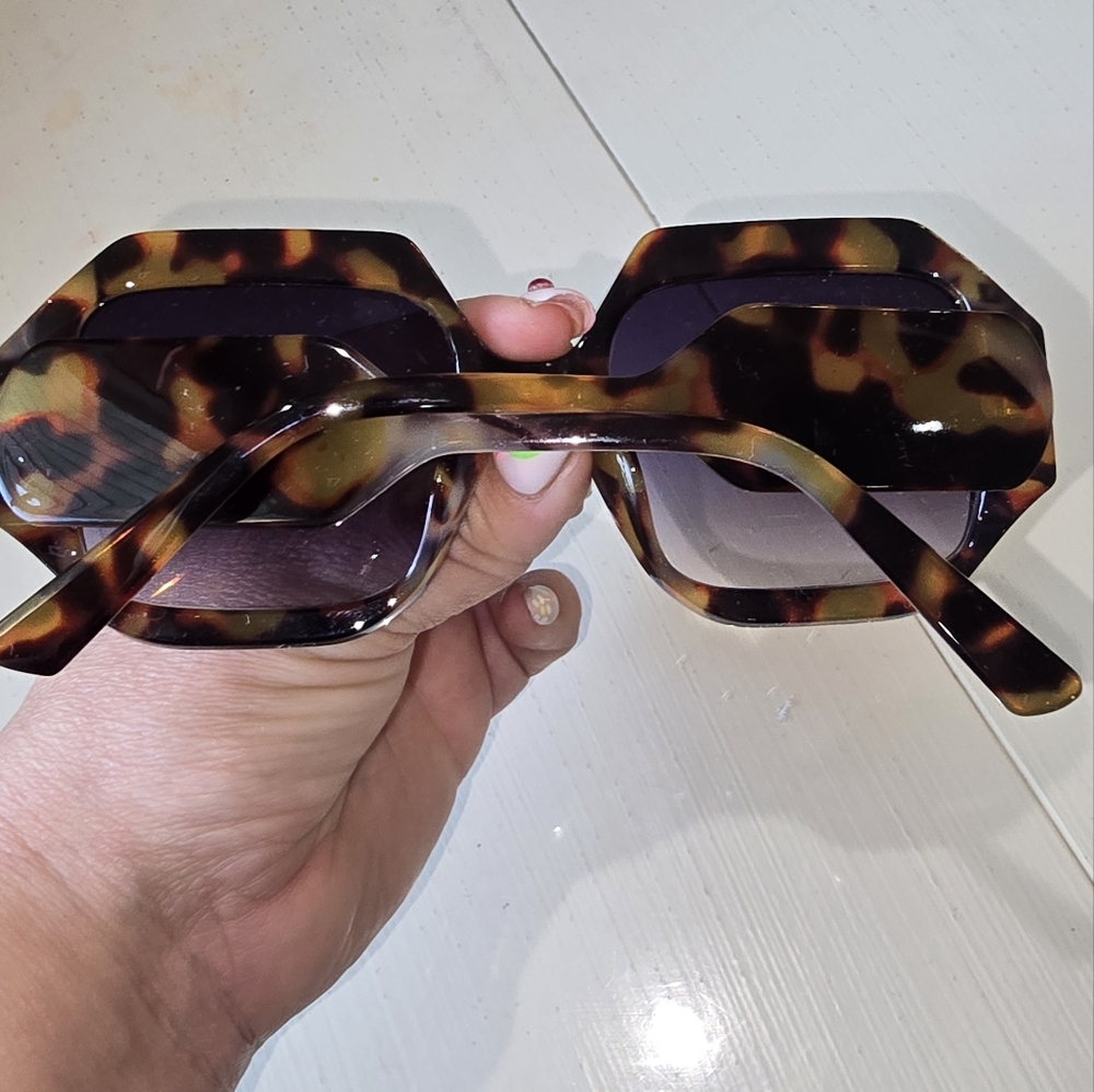 Tortoise Shell Sunglasses - Picture 2 of 5